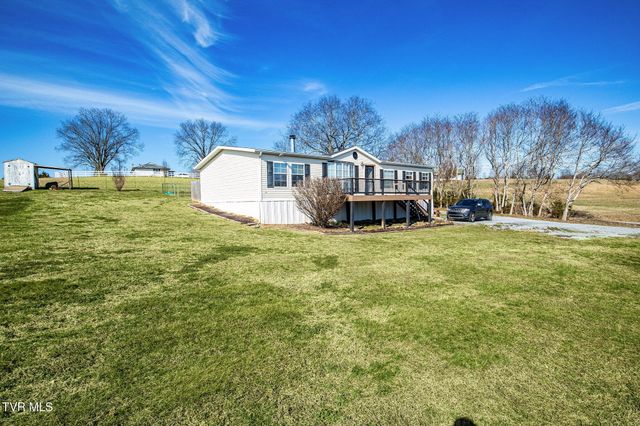 704 North Country Lane, Kodak, TN 37764