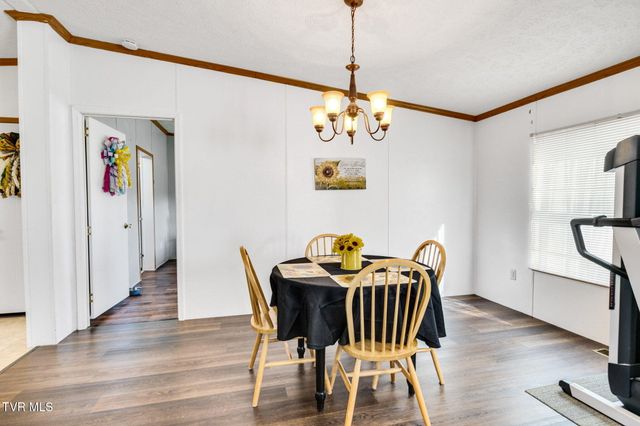 704 North Country Lane, Kodak, TN 37764