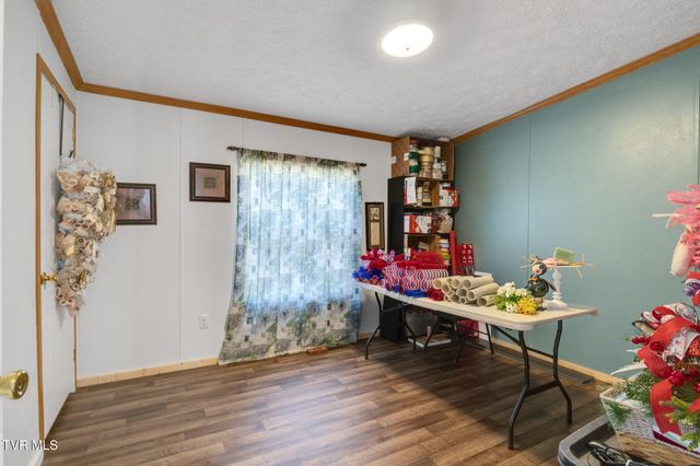 704 North Country Lane, Kodak, TN 37764