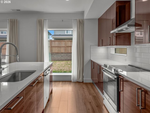 3972 Se 76TH Ave, Hillsboro, OR 97123