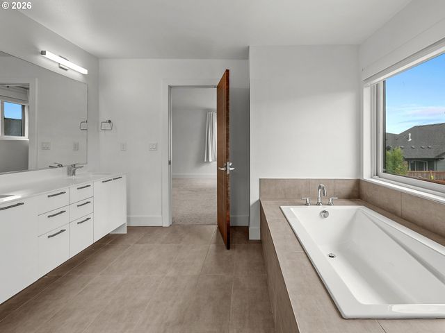3972 Se 76TH Ave, Hillsboro, OR 97123