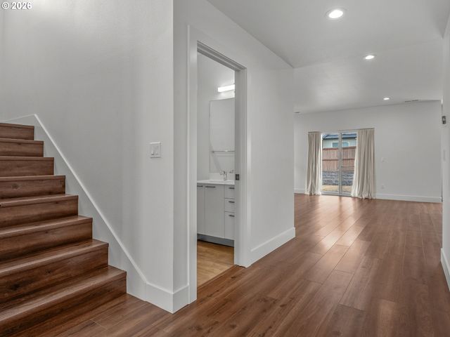 3972 Se 76TH Ave, Hillsboro, OR 97123