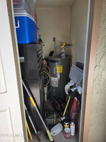 222 W BROWN Road 107, Mesa, AZ 85201