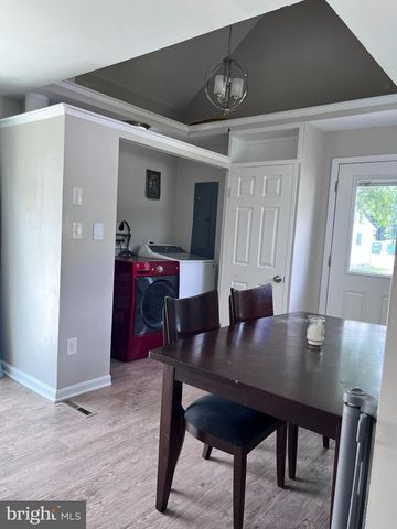 3703 HOLLY GROVE RD, Middle River, MD 21220