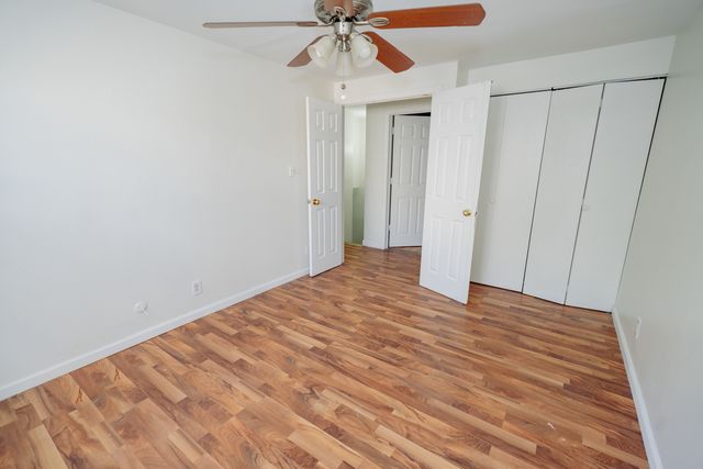 10W Fernwood Drive, Bolingbrook, IL 60440