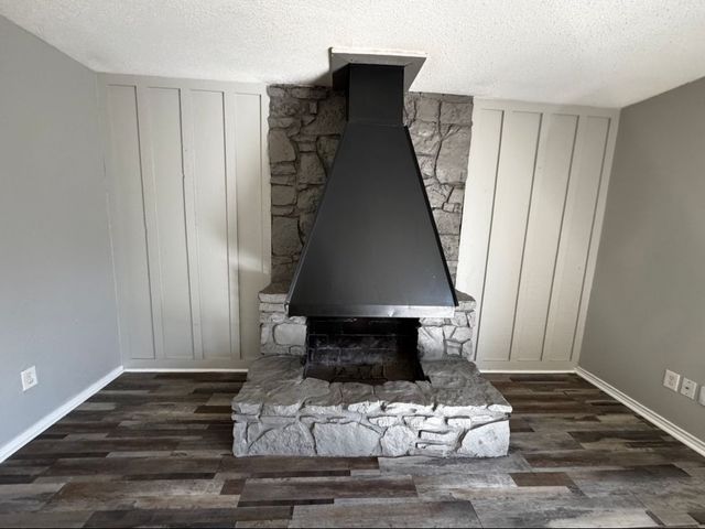 6329 Walraven Circle, Fort Worth, TX 76133