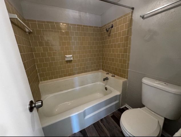 6329 Walraven Circle, Fort Worth, TX 76133