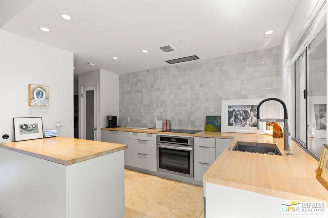 530 N Calle Rolph, Palm Springs, CA 92262