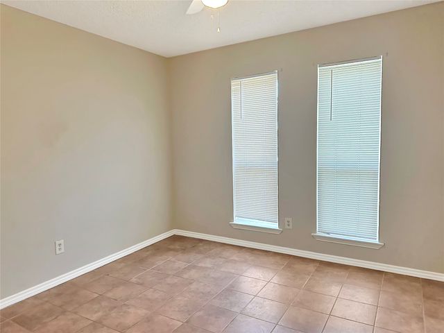 812 Monique, Cedar Hill, TX 75104