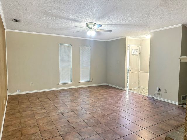812 Monique, Cedar Hill, TX 75104