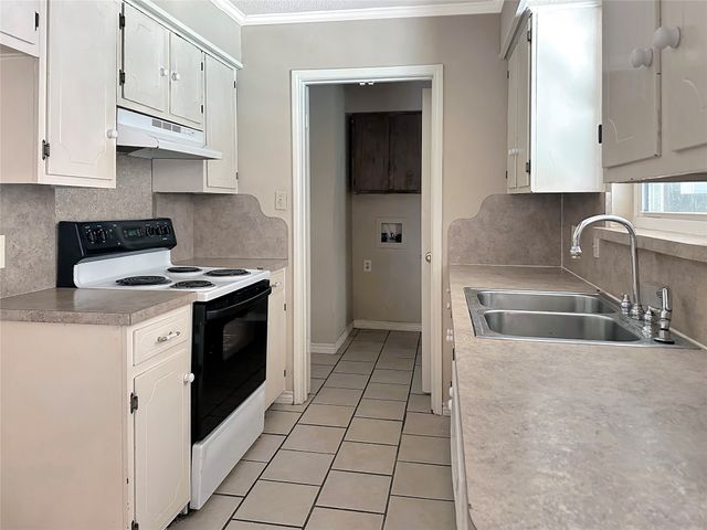 812 Monique, Cedar Hill, TX 75104