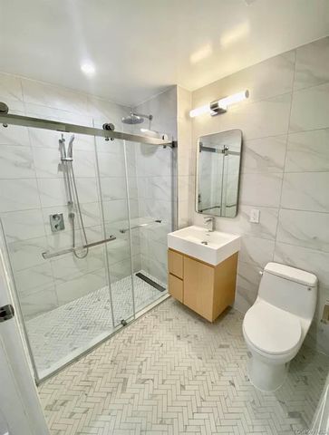 3726 32 street S5N, Long Island City, NY 11101