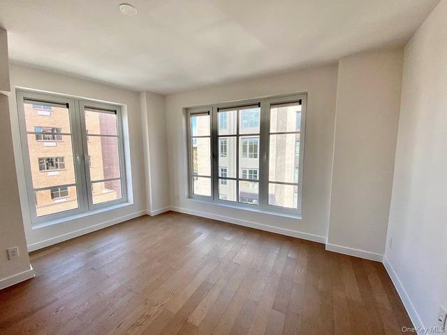 3726 32 street S5N, Long Island City, NY 11101