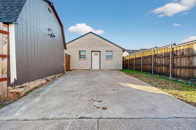 1606 Rahall Street, Garland, TX 75040