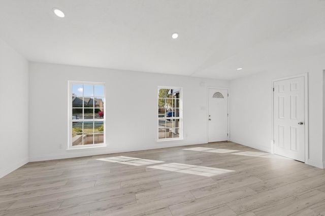 1606 Rahall Street, Garland, TX 75040