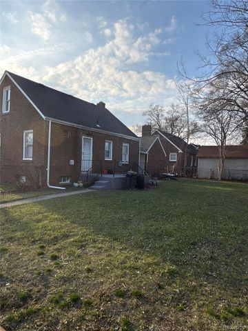 5900 Cadieux Road, Detroit, MI 48224