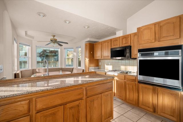 716 N 8th St, Cheney, WA 99004