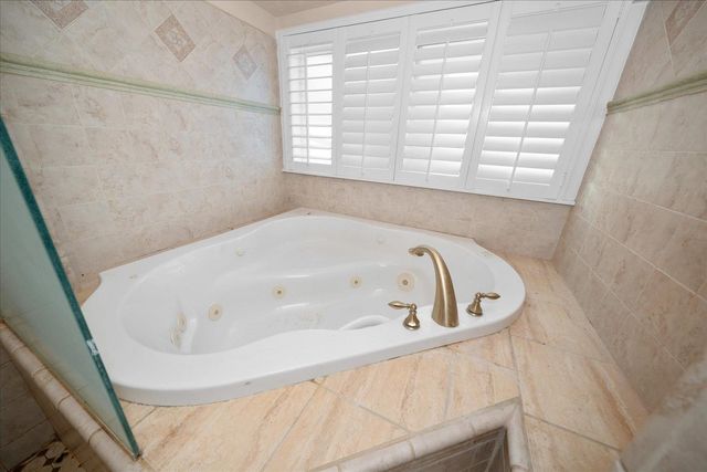 716 N 8th St, Cheney, WA 99004