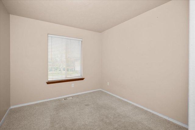 716 N 8th St, Cheney, WA 99004