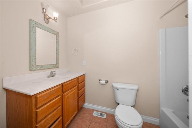 716 N 8th St, Cheney, WA 99004