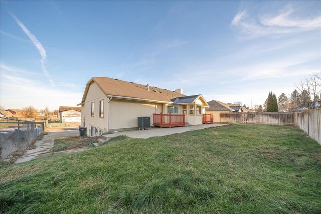 716 N 8th St, Cheney, WA 99004