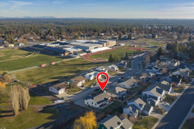 716 N 8th St, Cheney, WA 99004