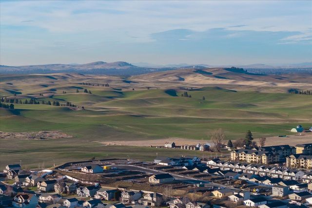 716 N 8th St, Cheney, WA 99004