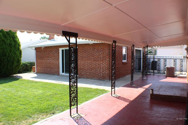 2006 Sherwood Lane, Pueblo, CO 81005