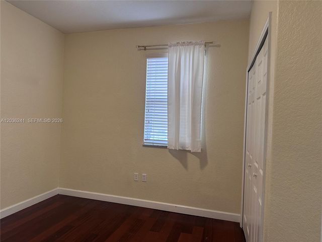10132 NW 7th St 208, Miami, FL 33172