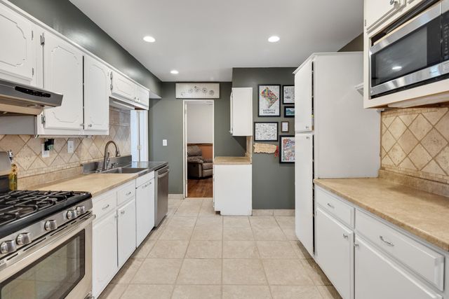 1130 WILMORE RD, Memphis, TN 38117