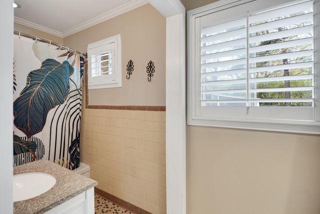 1130 WILMORE RD, Memphis, TN 38117