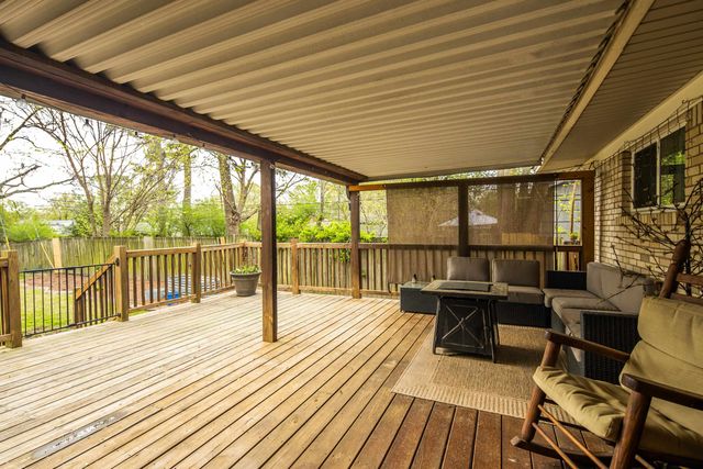 1130 WILMORE RD, Memphis, TN 38117