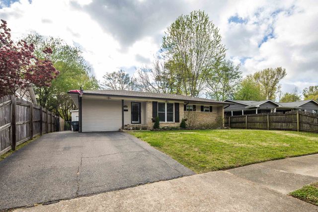 1130 WILMORE RD, Memphis, TN 38117