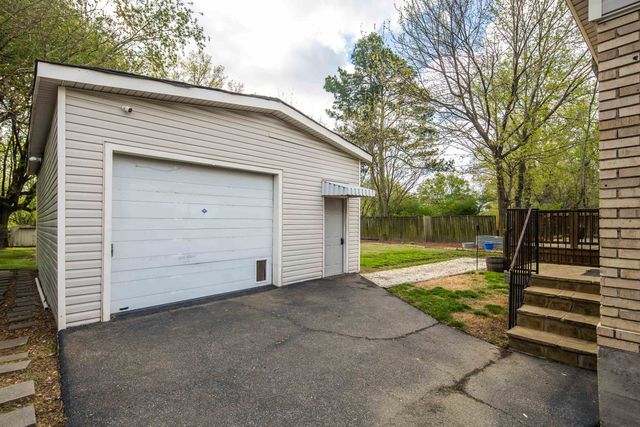 1130 WILMORE RD, Memphis, TN 38117