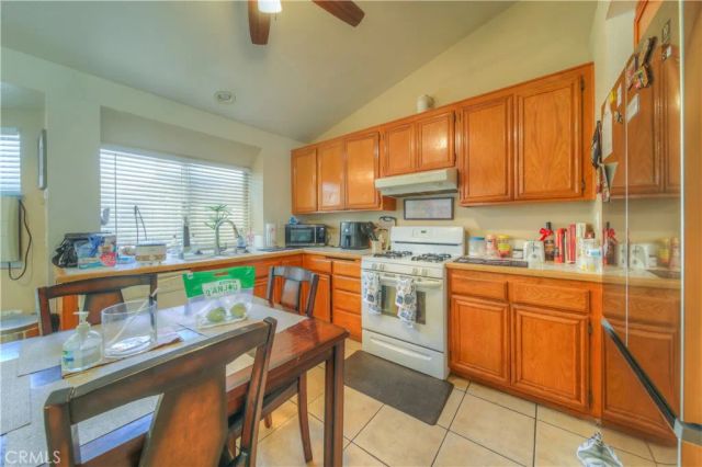 2519 Pleasant Colony, Perris, CA 92571
