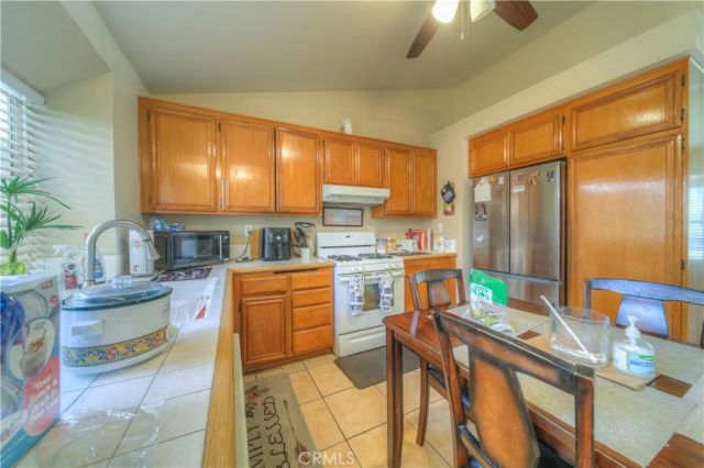 2519 Pleasant Colony, Perris, CA 92571