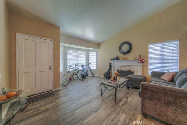 2519 Pleasant Colony, Perris, CA 92571