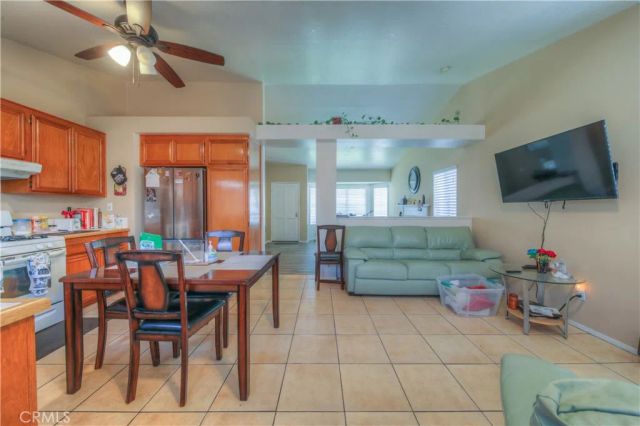 2519 Pleasant Colony, Perris, CA 92571