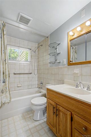 51 Coolidge Street, Blauvelt, NY 10913
