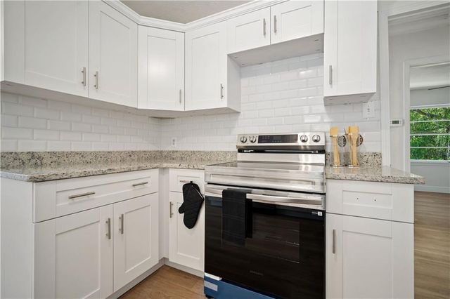 754 Stanton Road, Mobile, AL 36617