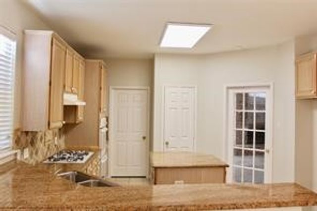 5832 Mossbrook Trail, Dallas, TX 75252