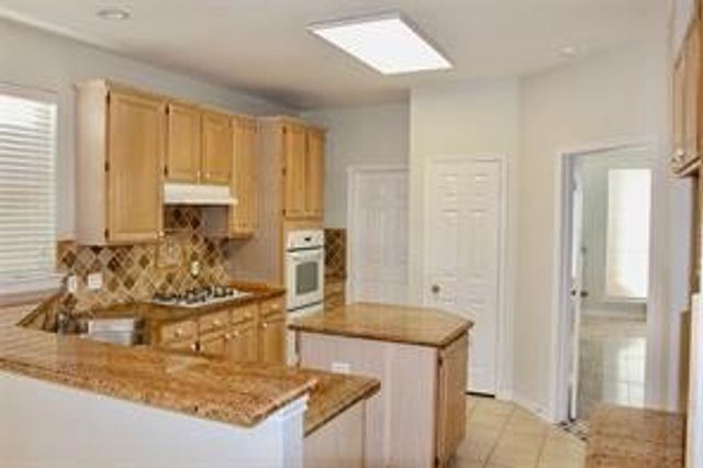 5832 Mossbrook Trail, Dallas, TX 75252