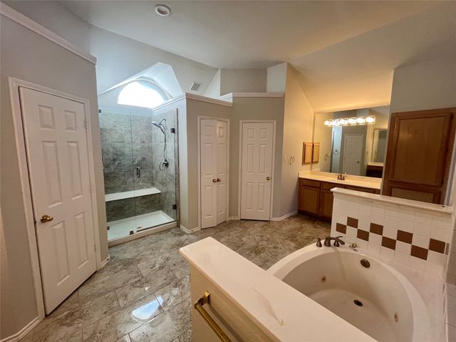 5832 Mossbrook Trail, Dallas, TX 75252