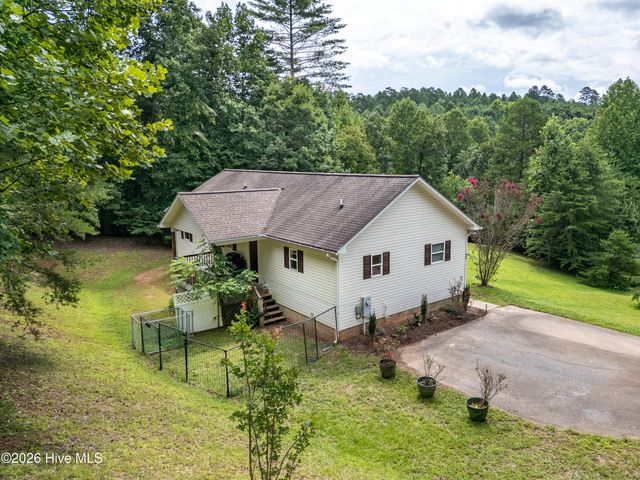 90 Copperhill Church Lane, Warne, NC 28909