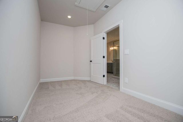 113 Red Oak Lane, Carrollton, GA 30116