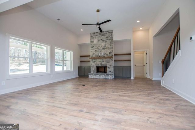 113 Red Oak Lane, Carrollton, GA 30116