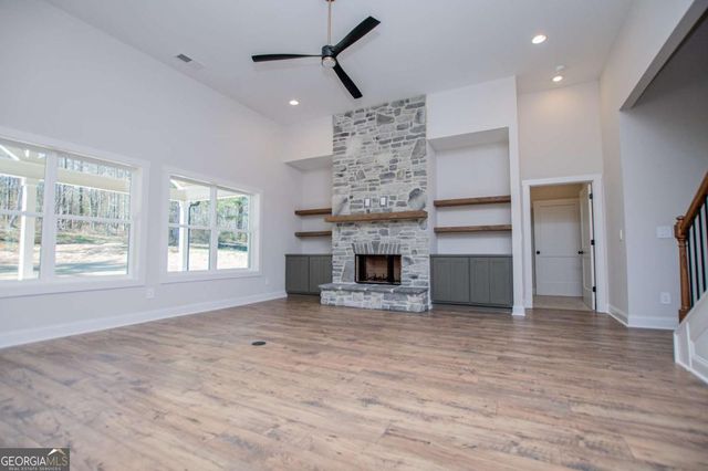 113 Red Oak Lane, Carrollton, GA 30116