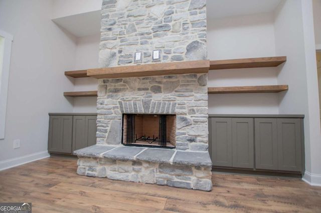 113 Red Oak Lane, Carrollton, GA 30116