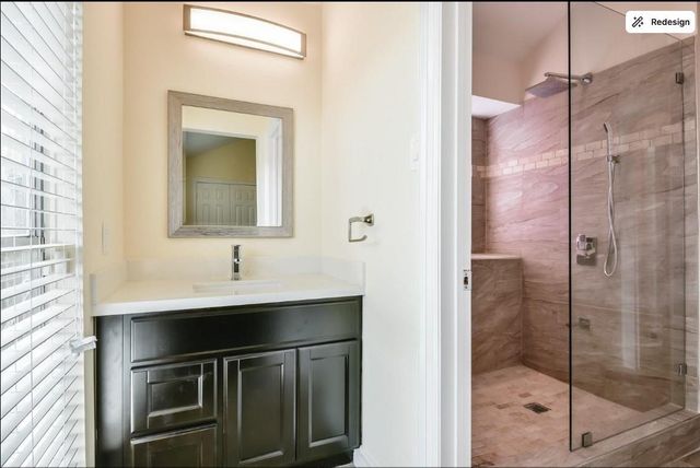 6325 Southwood Court N, Houston, TX 77035