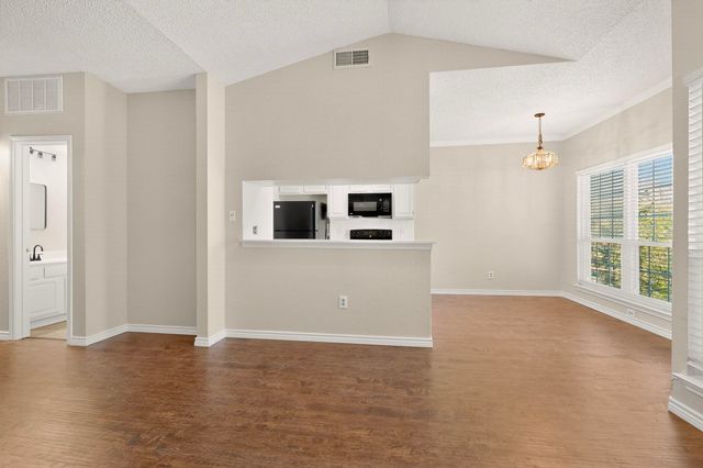 7151 Gaston Avenue 409, Dallas, TX 75214